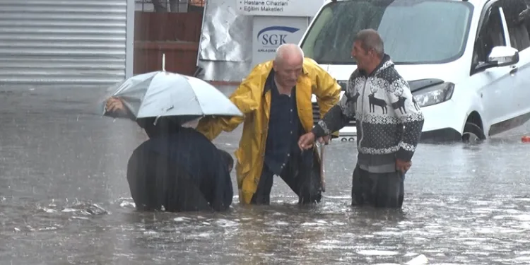 Ankara’da sağanak