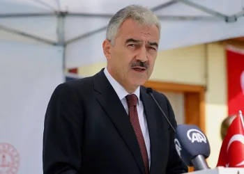 Bursa Valisi Erol Ayyıldız oldu