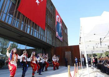 Zafer Bayramı İnegöl’de coşkuyla kutlandı
