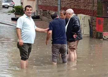 Samsun’da sağanak: Bafra sular altında