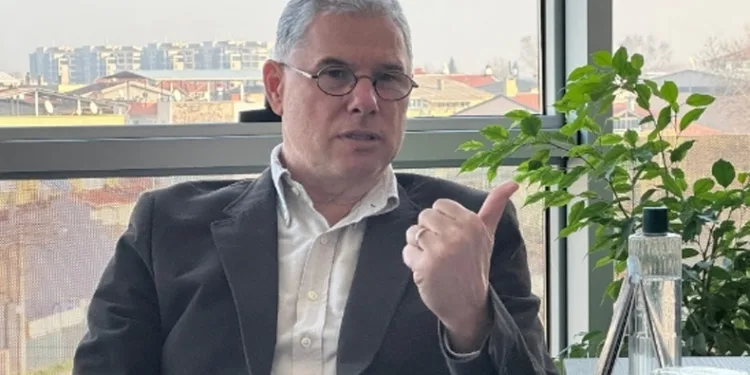 “Yalvarıyorum sokak hayvanlarını sahiplenin”