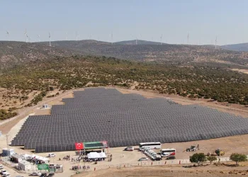Yunusemre Belediyesi sürdürülebilir enerjiye katıldı