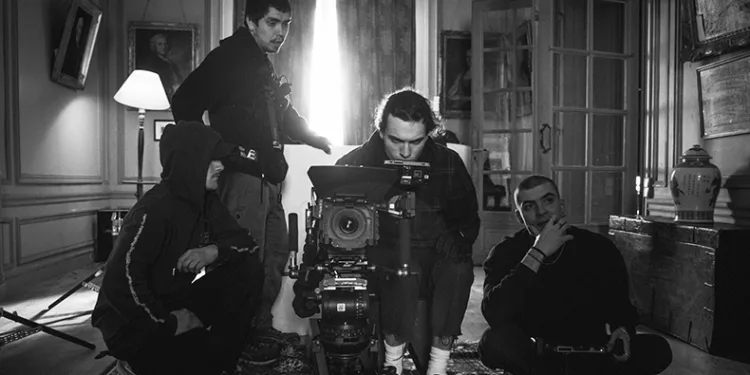 Genç yönetmenden sınırları zorlayan proje