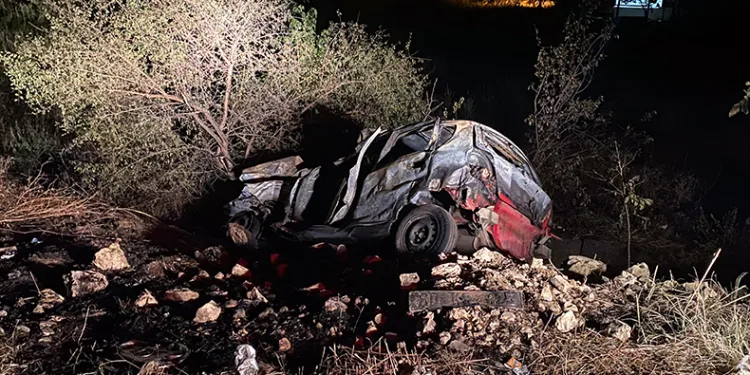 Erbaa’da otobüsle otomobilin çarpıştı