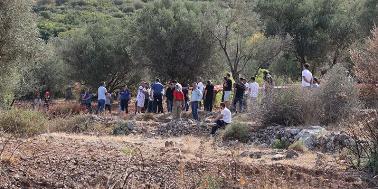 Bir baba 3 evladını öldürüp, kendini yaraladı