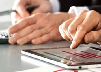 En yüksek pay hizmet sektöründe