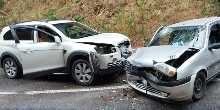 Bursa’da otomobille cip çarpıştı