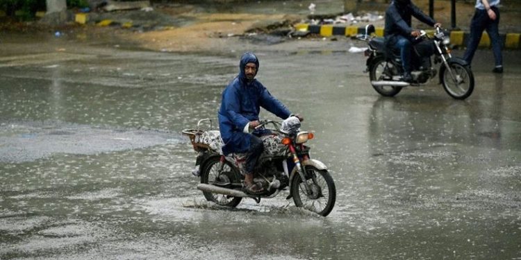 Pakistan’da muson yağışlarının bilançosu ağırlaşıyor