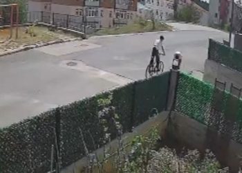 Oğlunun kavga ettiği çocuğa dehşeti yaşattı