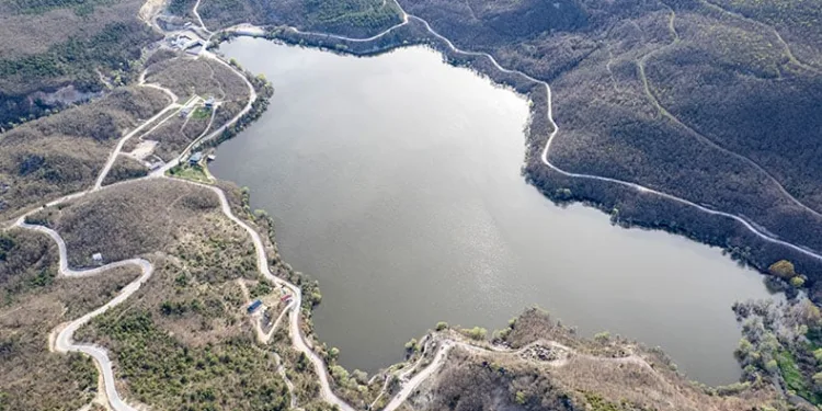 Doğal güzellik çöplüğe dönüştü