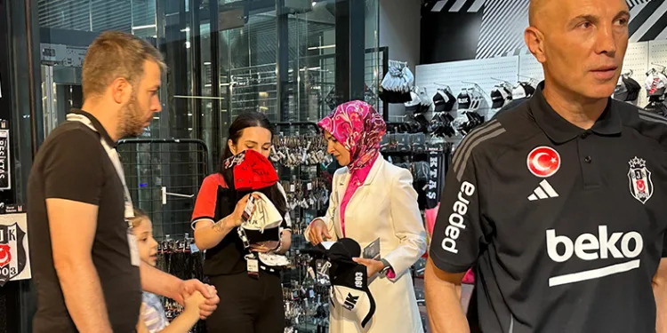 Bakan Göktaş’tan sürpriz “Kartal Yuvası” ziyareti