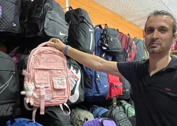 Okul çantalarının satışı başladı