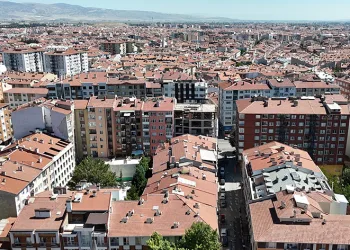 Kentsel dönüşüm olmayan Eskişehir’de öğrenciler kiralık ev bulamıyor