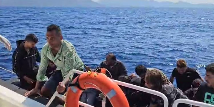 Bodrum’da 59 düzensiz göçmen kurtarıldı