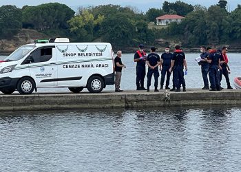 Sinop’ta denizde erkek cesedi bulundu