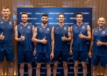 Fenerbahçe Medicana Erkek Voleybol Takımı, sağlık kontrolünden geçti