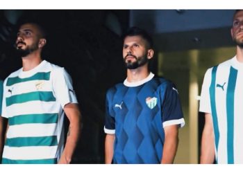 Bursaspor yeni sezon formalarını tanıttı