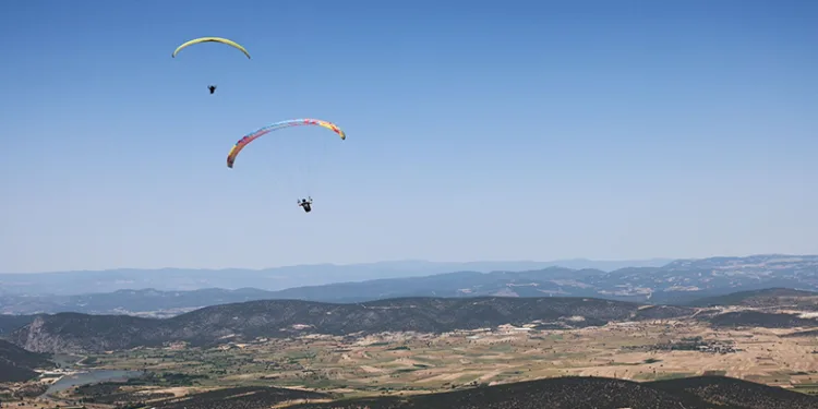 Bilecik Meryem Dağı’nda ‘Tandem Uçuş’ ile bir ilke imza atıldı