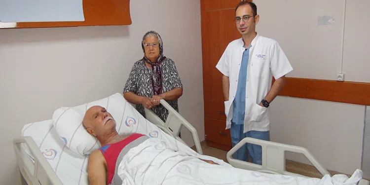 Kalp krizi geçirdi, kalp masajıyla hayata döndü