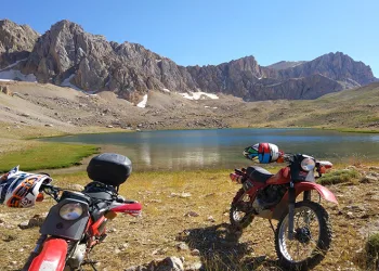 Munzur Dağlarını kros motorlarıyla aştılar