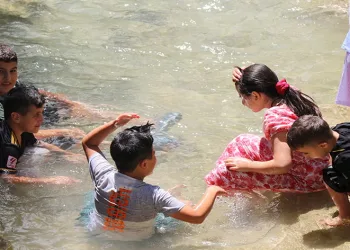 Hava değişikliklerine karşı çocukları koruyun