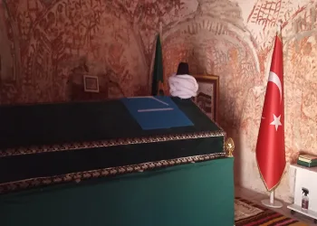 İsa Sofi türbesi’nin bakım ve tezyinat tamamlandı