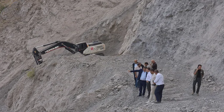 Özlem duydukları köylere geri dönüş hazırlığı