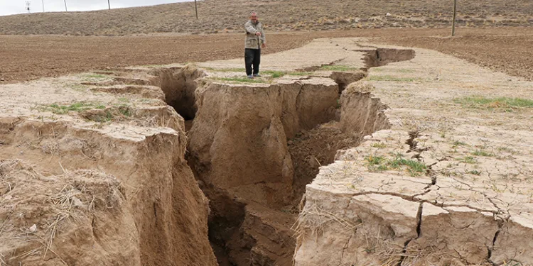 Konya Ovası’nda yeni obruklar oluşuyor