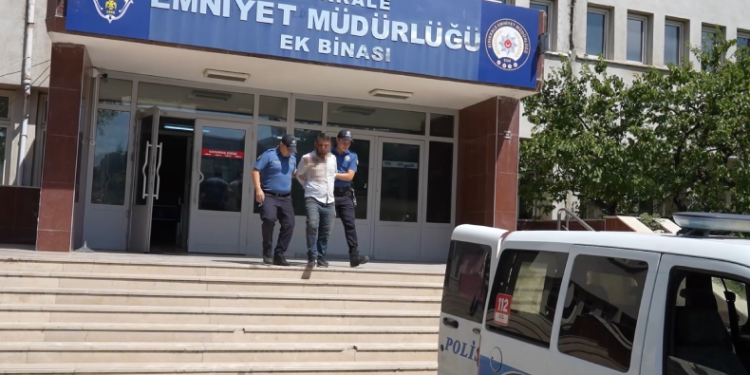 Polis memurlarına saldıran hükümlü adliyeye sevk edildi