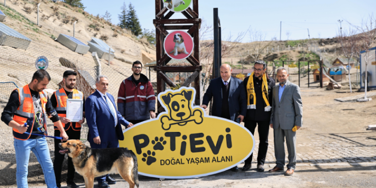 Talas Pati Evi takdir topluyor