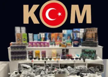 Kocaeli’de 940 paket gümrük kaçağı sigara ele geçirildi