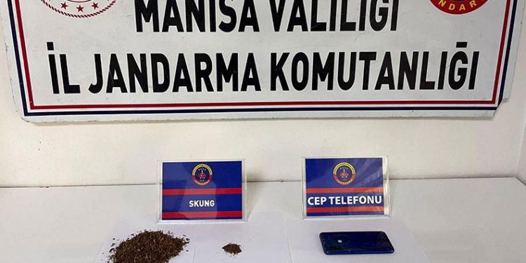 Manisa’da şüpheliden 29 gram skunk ele geçirildi