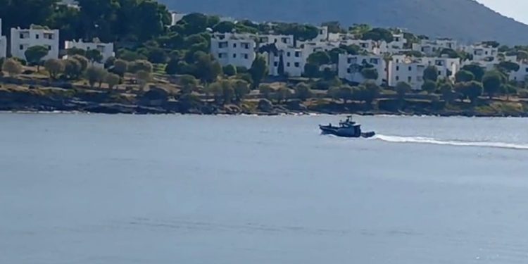 Yunan sahil güvenlik ekipleri sınır ihlali yaptı