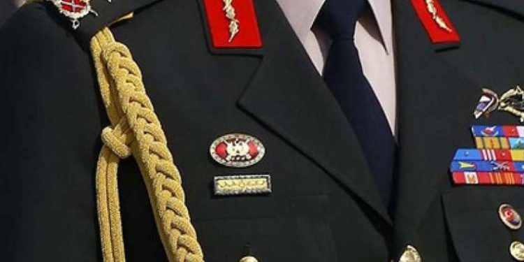 Kendisini ‘albay’ olarak tanıtarak şahsın milyon dolarlık vurgun yaptığı iddiası