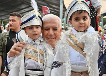 Bursa’da sünnet şöleni coşkusu