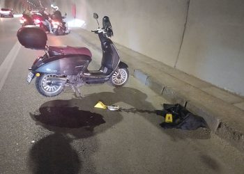 Üsküdar’da sürücüsünün kontrolünden çıkan motosiklet devrildi: 1 ölü, 1 yaralı