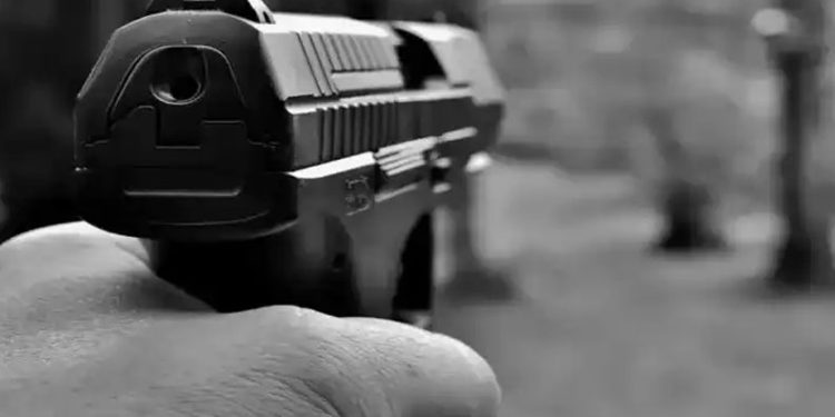 Samsun’da bir kişi kardeşini silahla yaraladı