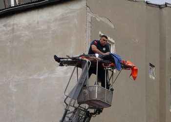 Dakikalarca kalp masajı yapıldı, tüm müdahalelere rağmen kurtarılamadı