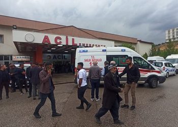 Şırnak’ta ağacın altına sığınanların üzerine yıldırım düştü: 2 ölü, 9 yaralı