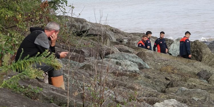 Kayıp şahsın ayakkabısından başka bir ize rastlanmadı