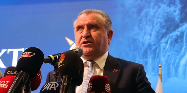Osman Aşkın Bak: “Türkiye spor devrimi yaşamaktadır”