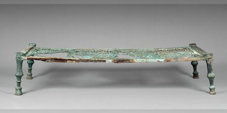 2 bin 500 yıllık bronz sedir Türkiye’ye iade edildi