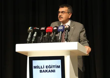 “Türkiye, Adalet ve Kalkınma Partisi ile birlikte bambaşka bir noktaya geldi”