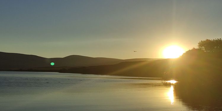 Çıldır Gölü’nde muhteşem gün batımı