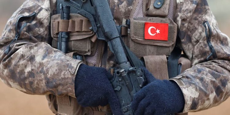 PKK’lı terörist teslim oldu