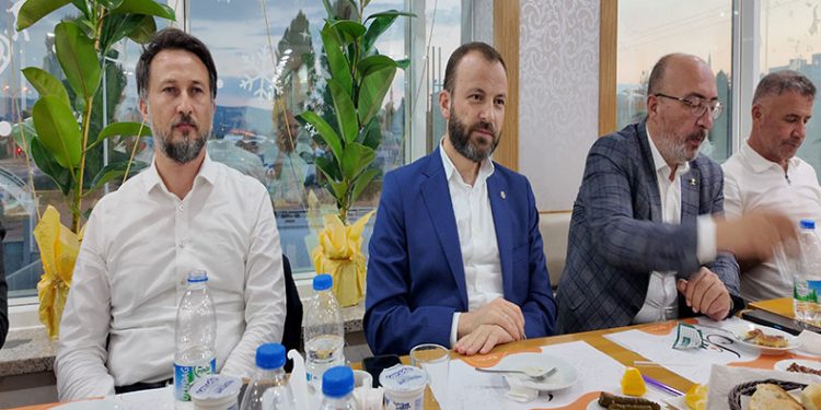 Gediz’de 16 yeni doktor kadrosu onaylandı