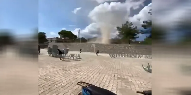 Bursa’da hortum paniği yaşandı