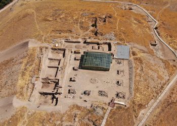 Urartu tarihine ışık tutuna 36 yıllık kazı