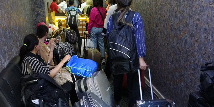 İranlılar Van’a akın etti