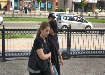 Öğrencisine çarpan öğretmen tutuklandı